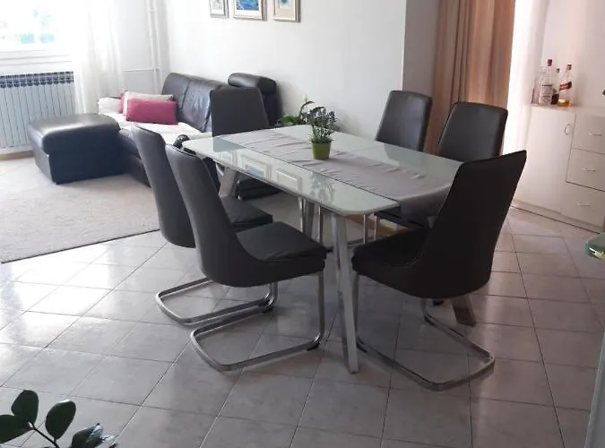Maja Apartment